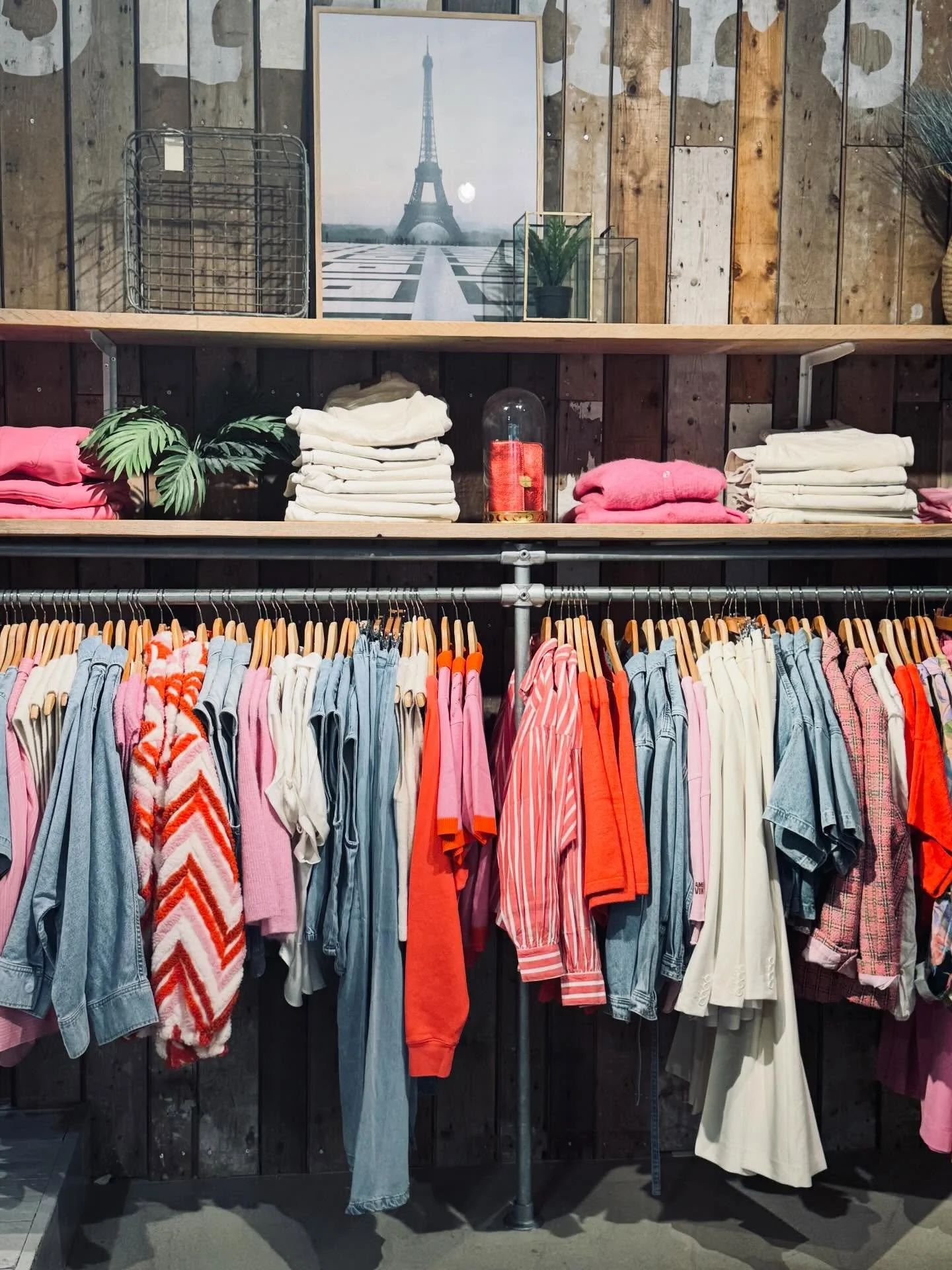 Al die kleuren weer ❤️🩷🤍💙💜

Makes us happy 🥰!