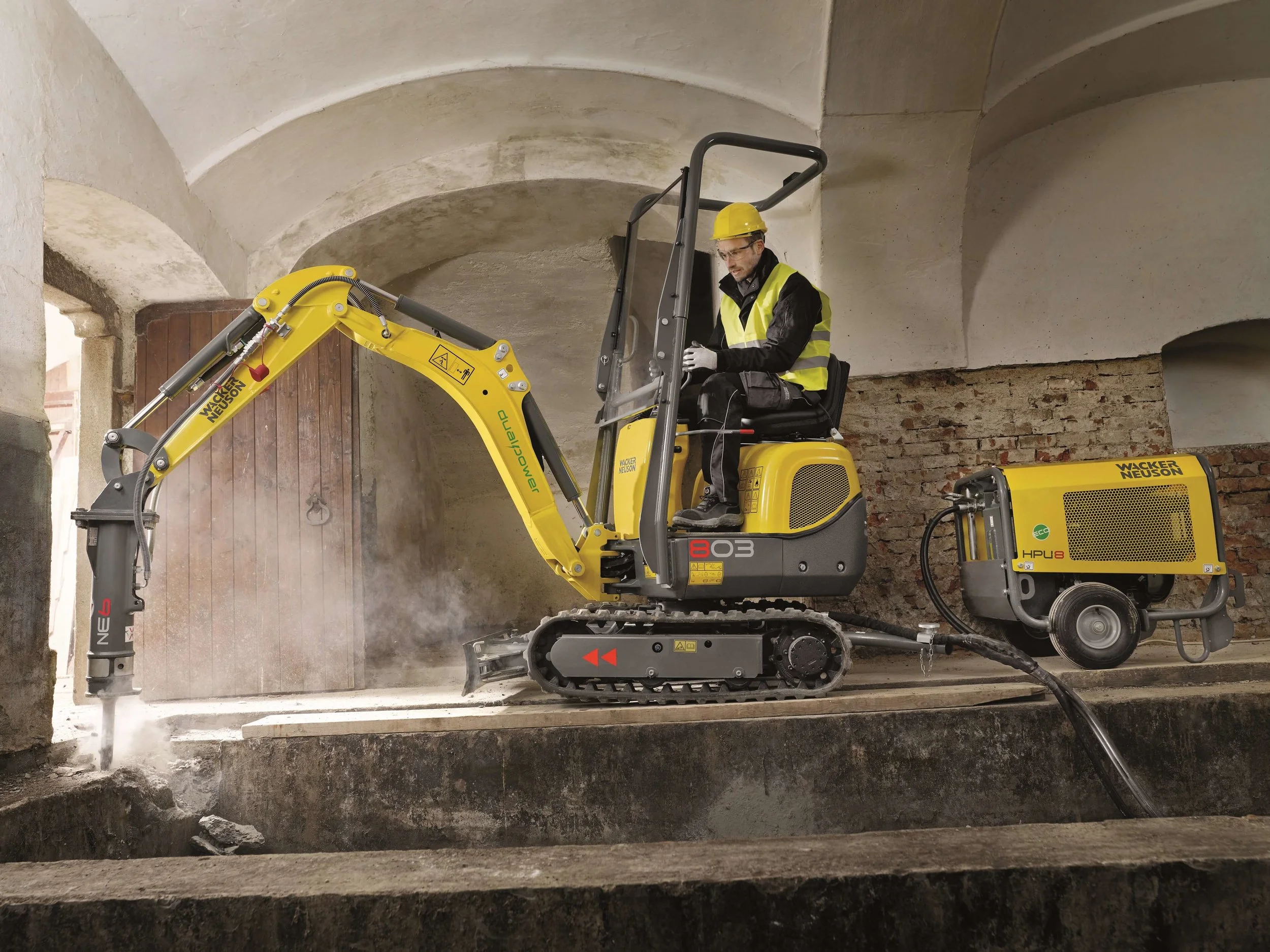 mini_excavators-803-wacker_neuson(3).jpg