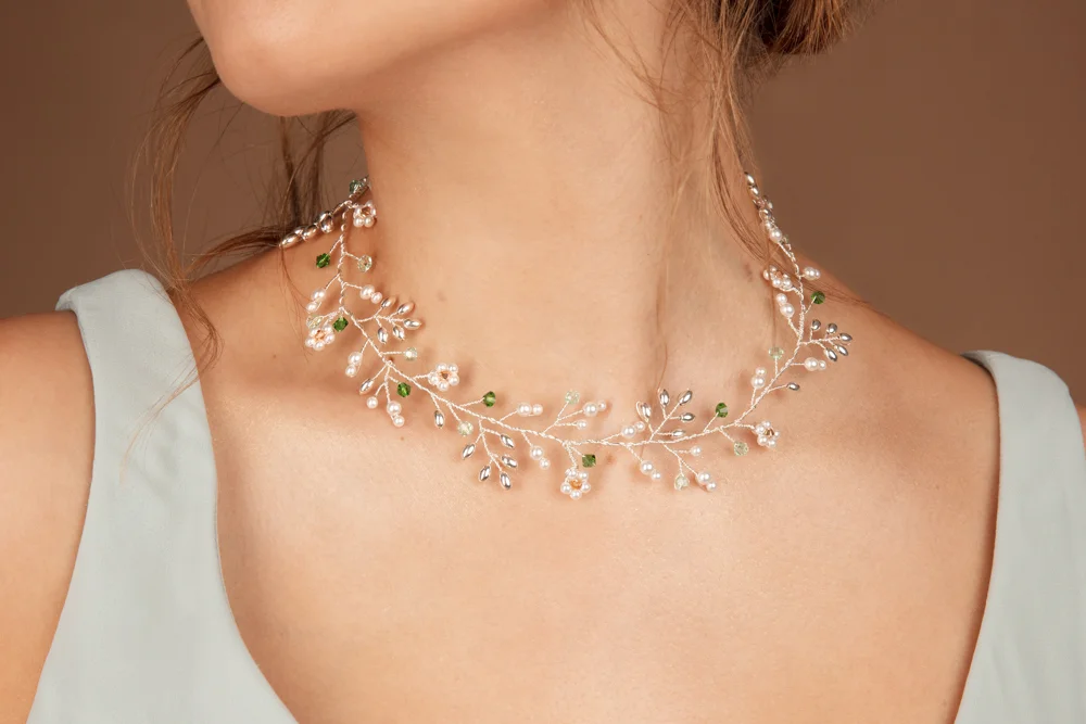 Daisy chain-Daisy white web.jpg