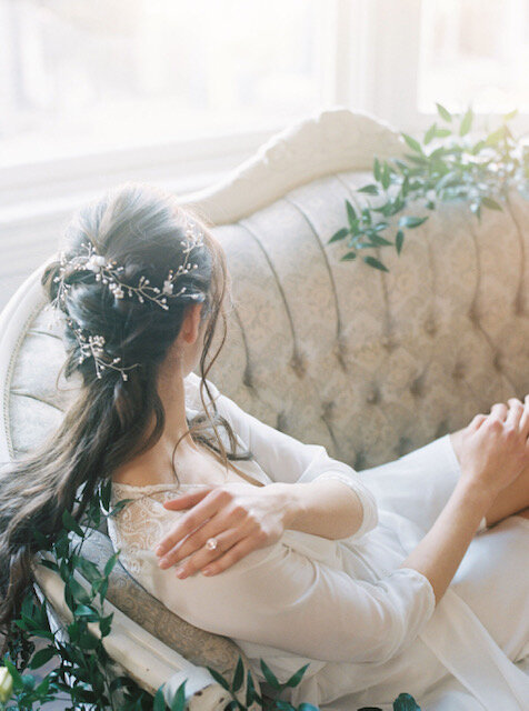 Brunette bride with delicate hair vine.JPG