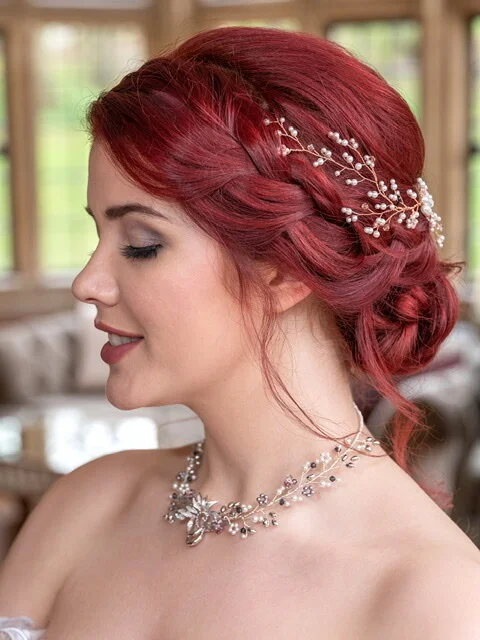 hair vine and necklace.jpeg