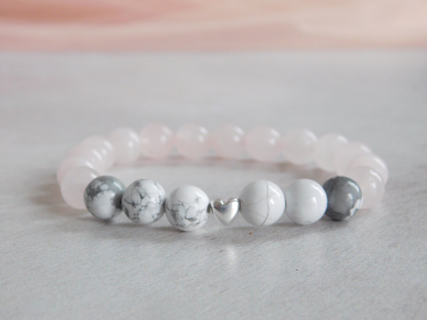 Rose quartz and howlite discount