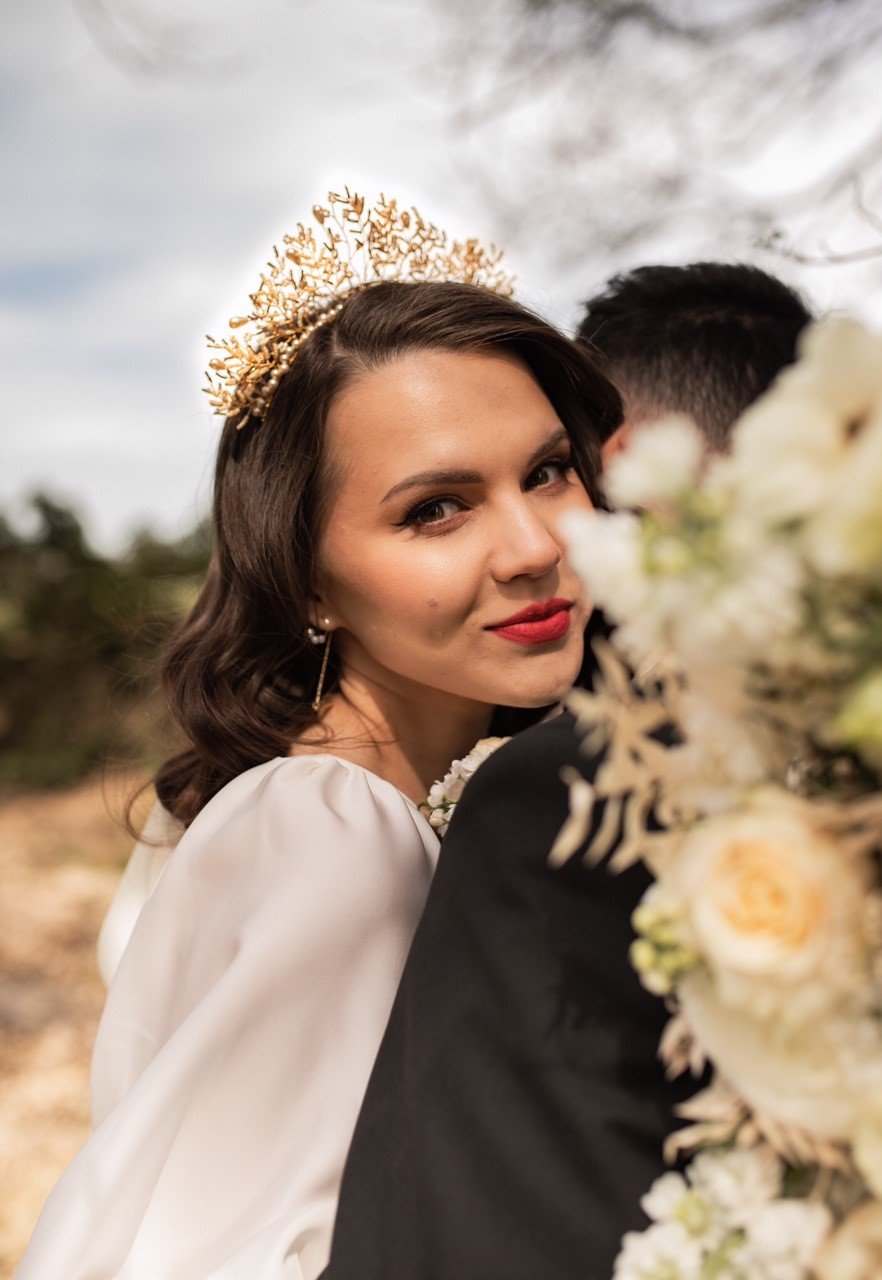 Ariadne golden bridal crown