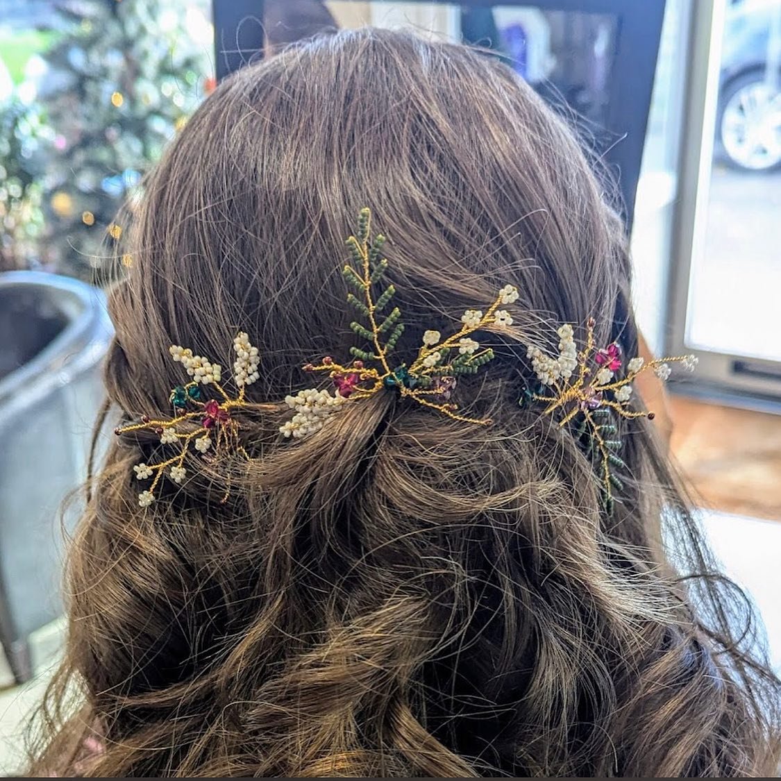 Emily 🧡
.
I had the pleasure of working with Emily for her Christmas wedding last year, with the brief of winter-inspired pins that weren&rsquo;t too Christmassy for their winter themed wedding.
.
We started with a mix of stars and snowflakes combin