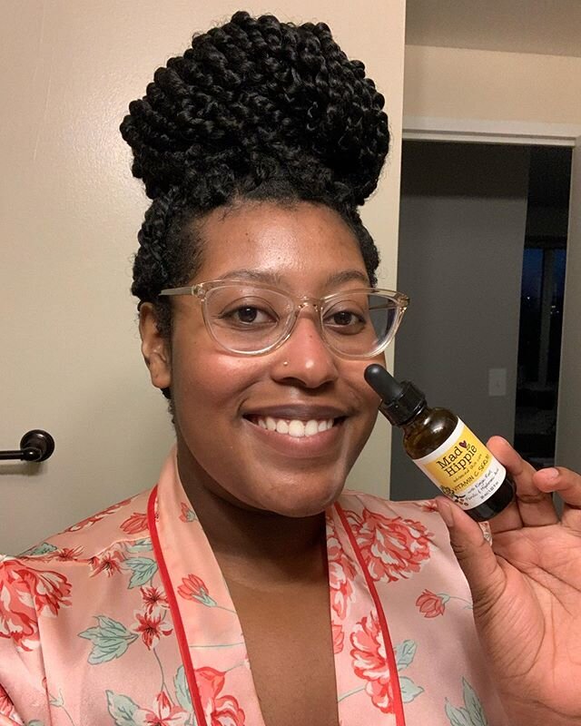 #gifted You don&rsquo;t need a filter when you got that natural glow! ✨I&rsquo;ve been using @madhippieskinproducts Cream Cleanser and Vitamin C Serum for a few weeks now and my skin is looking GOOD, okay? Y&rsquo;all know I&rsquo;m all about natural