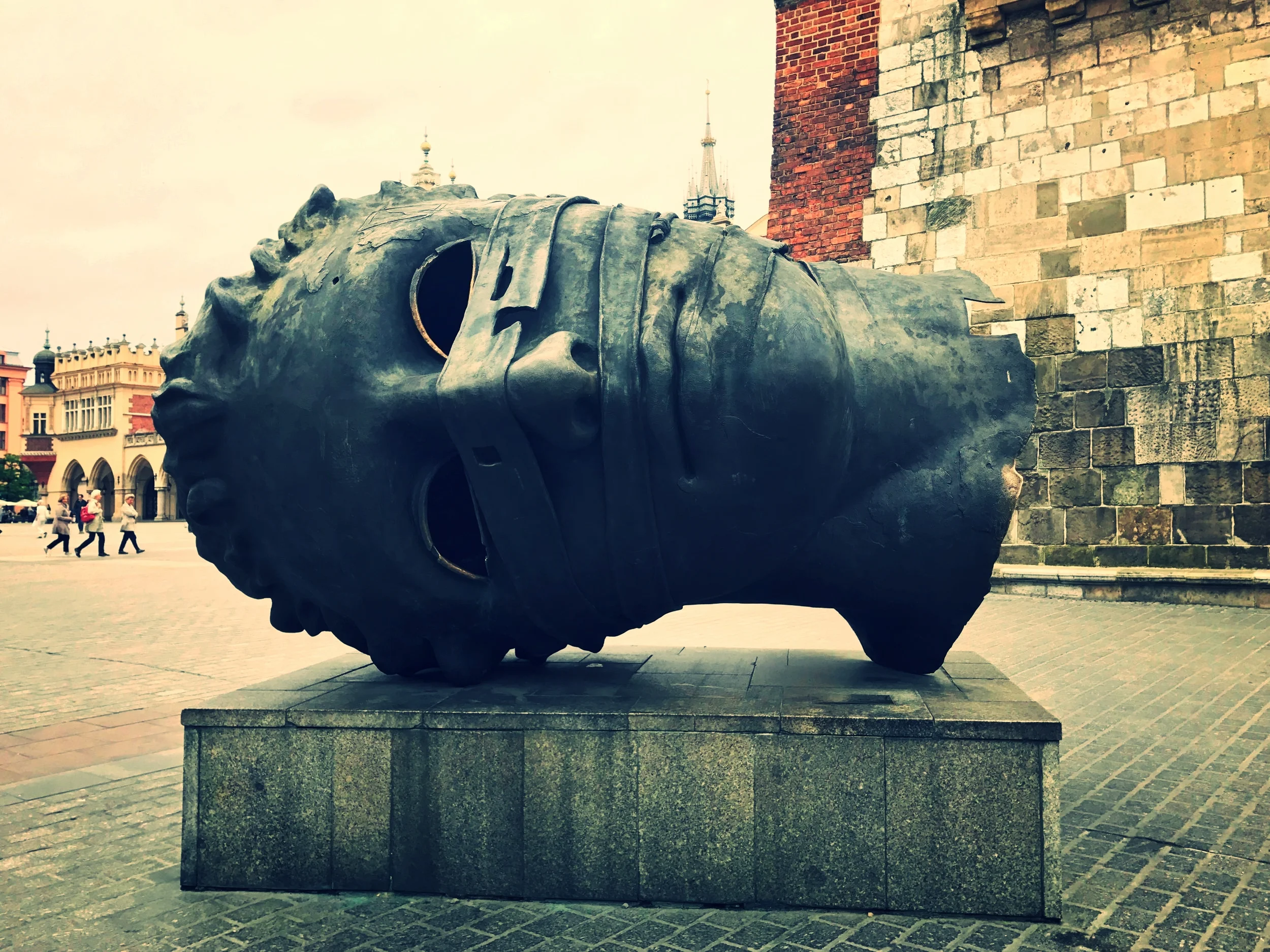 "The Head" - Eros Bendato (Eros Bound); western corner market square Krakow, Poland. 