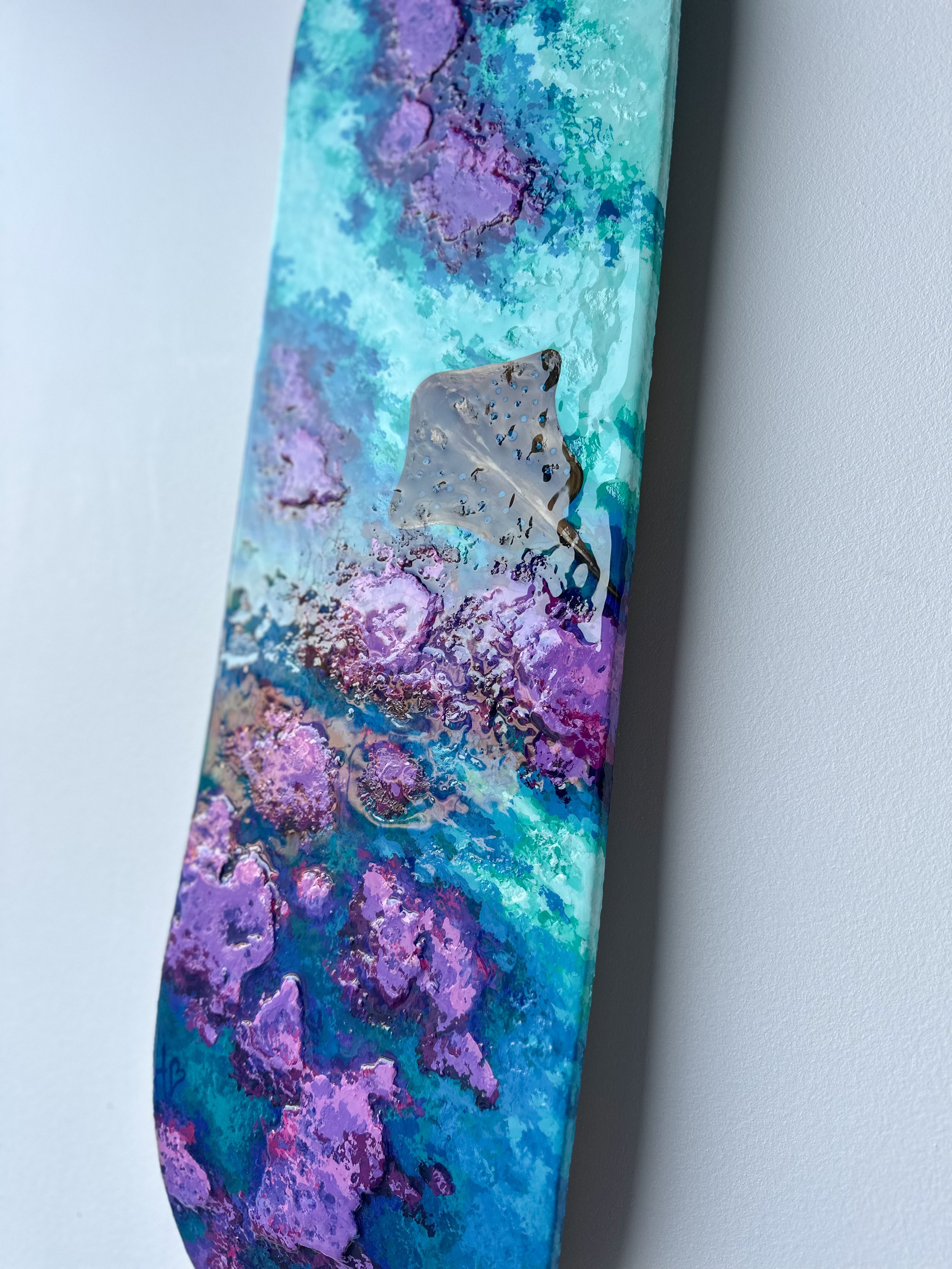 Hoverboard - 21cm x 82cm - $360