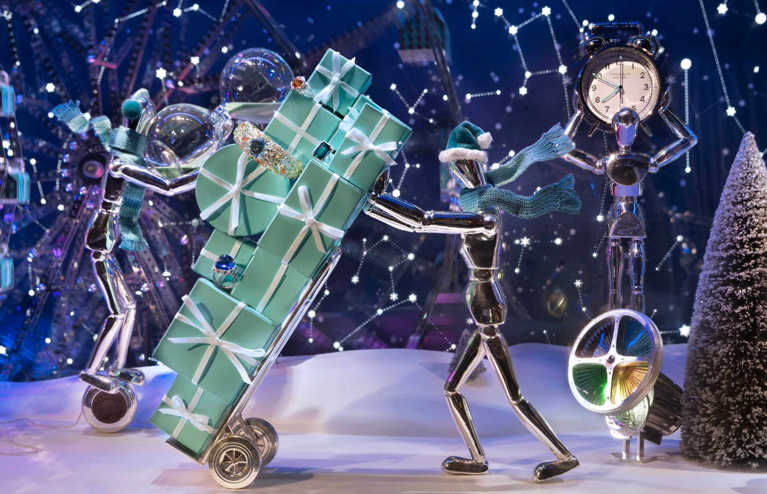 0028_holiday_window_5_revised (5 of 5).jpg