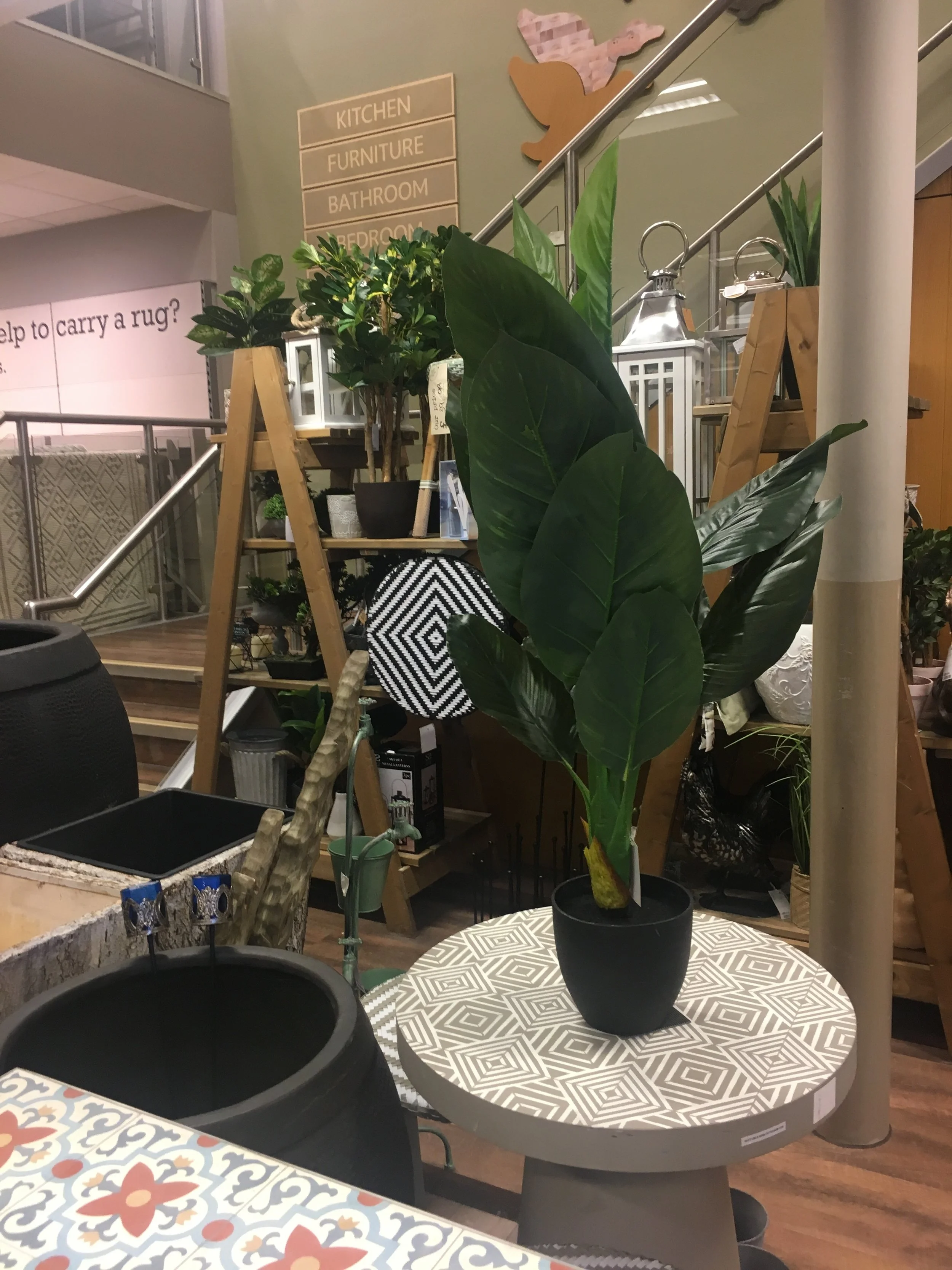{INTERIOR DECOR} FAUX FOLIAGE AT HOMESENSE , IT'S OK TO FAKE IT