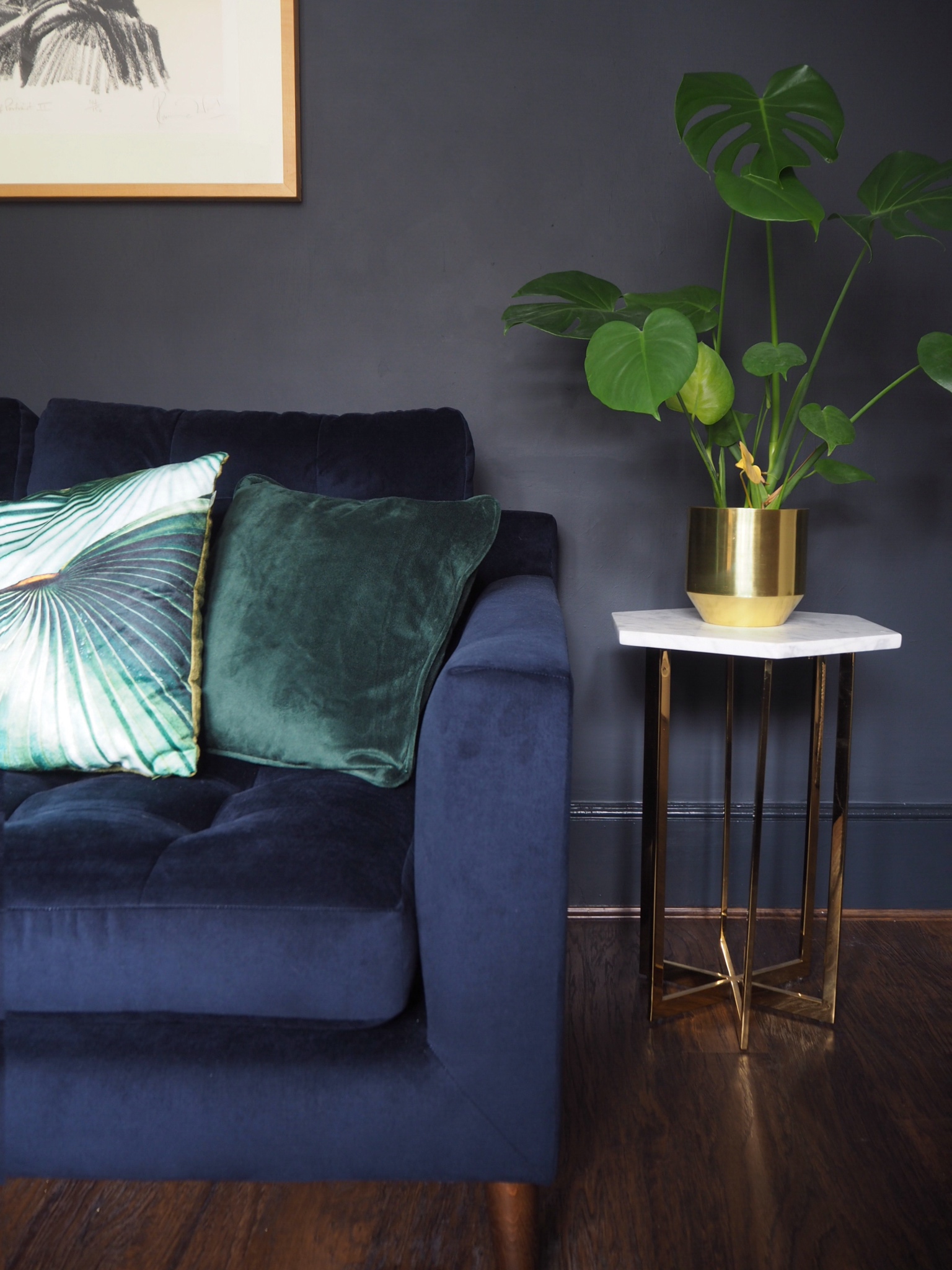 Cushion Update: A Wayfair home experts campaign in collaboration with Dutch Decor.