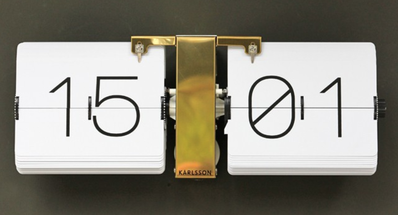 Gold flip clock £119 