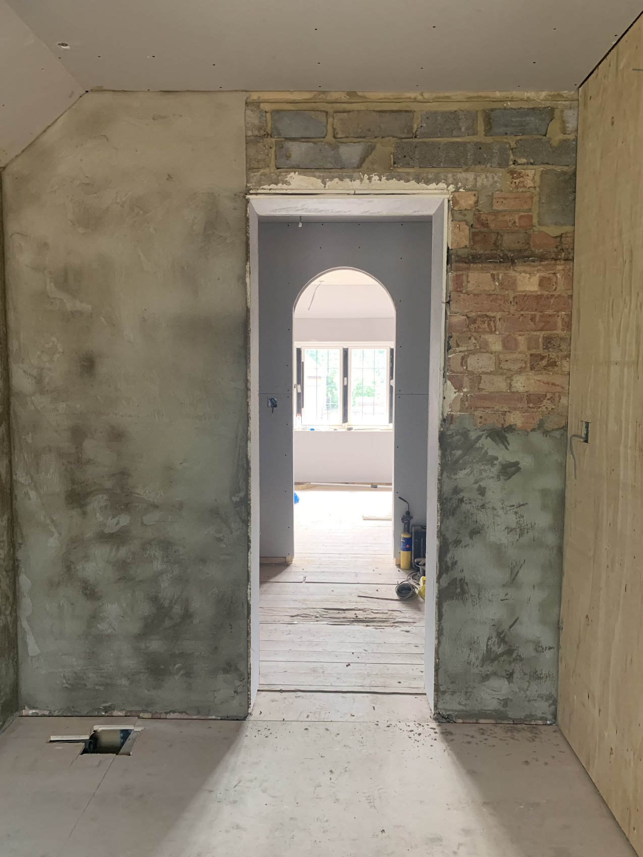 before shot of our en-suite bathroom