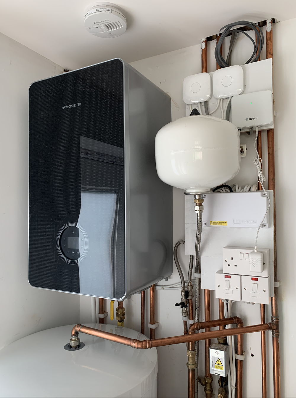 ساهر ملفت للانتباه هدية مجانية الأوسط حار المستعمل Worcester Bosch System Boiler Fullerphotographyonline Com
