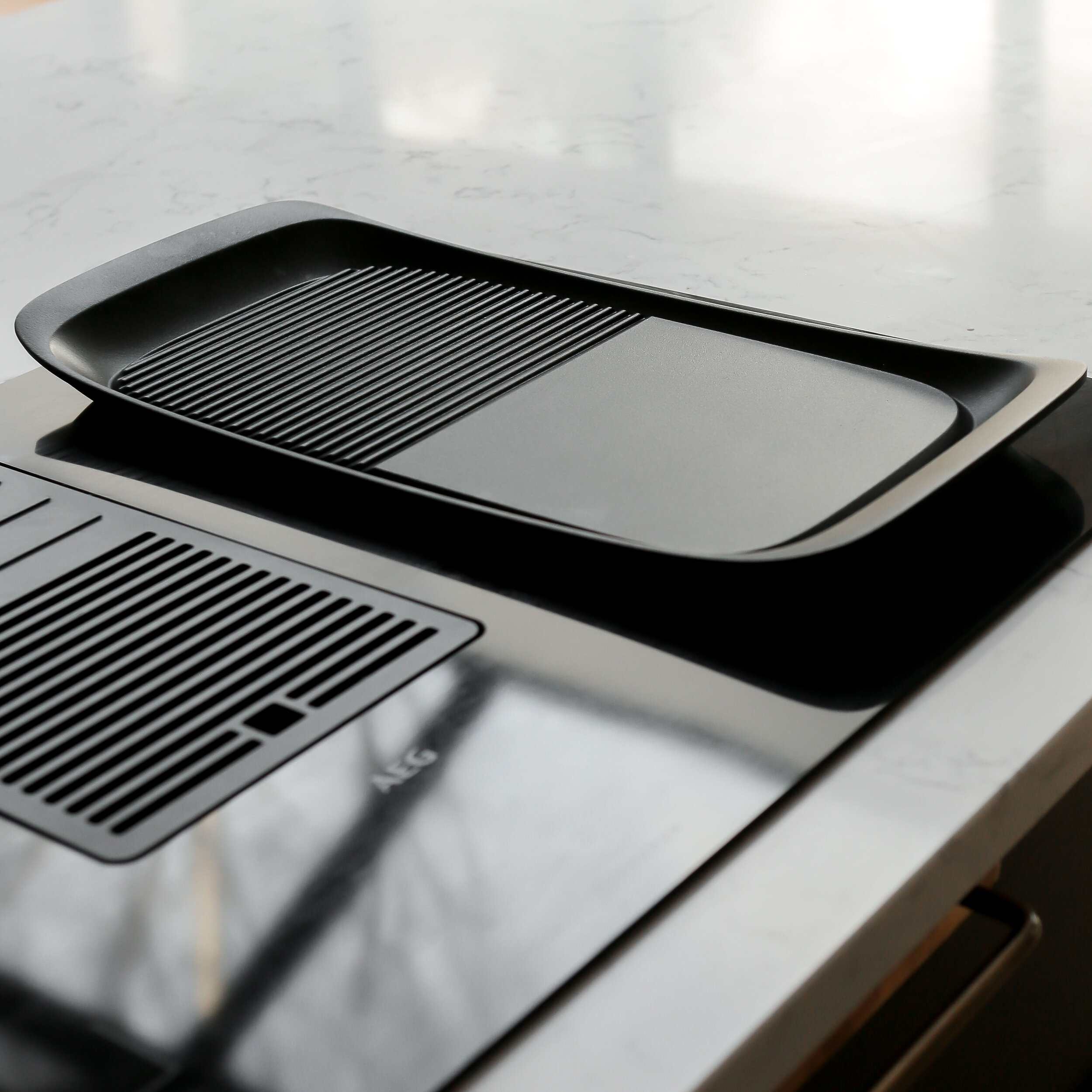 AEG MaxiSense® Plancha Grill for Induction Hobs RRP £179.99 (Product code MAXI-GRILL)