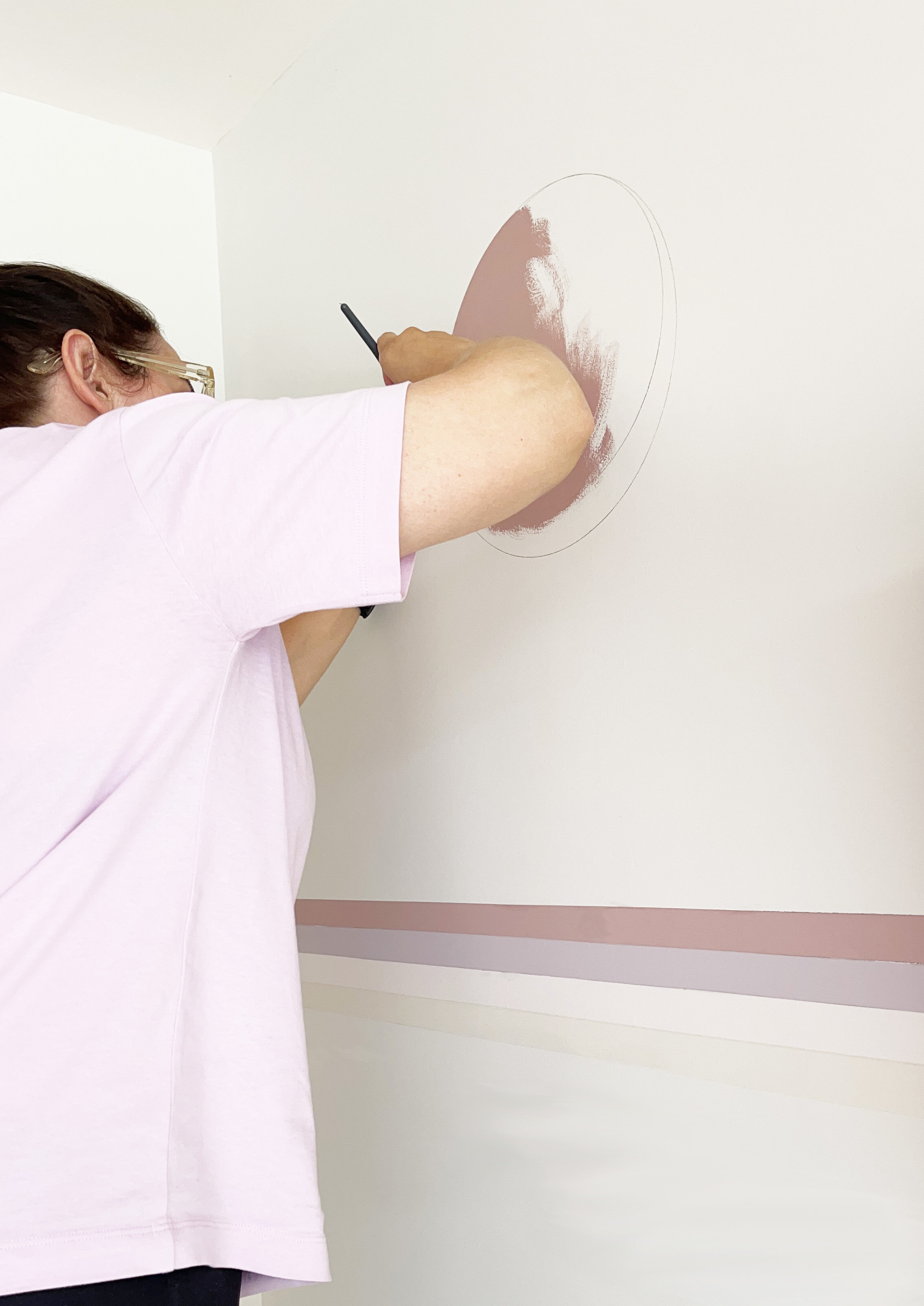 How to create a painted wall mural, inspired by Dulux Changing Rooms