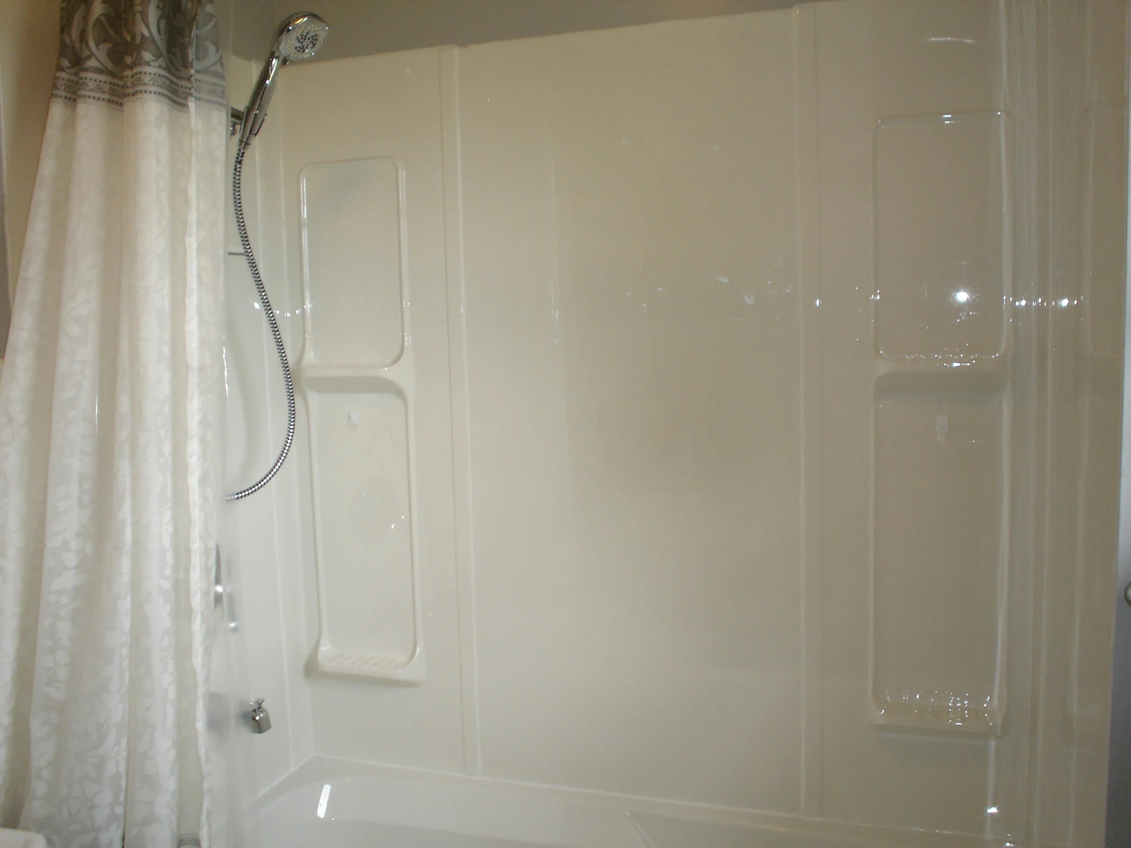 Flip bathroom 1.JPG