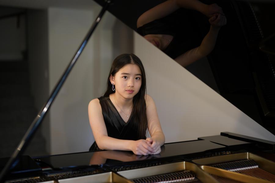 Charlotte Giraudeau.jpg