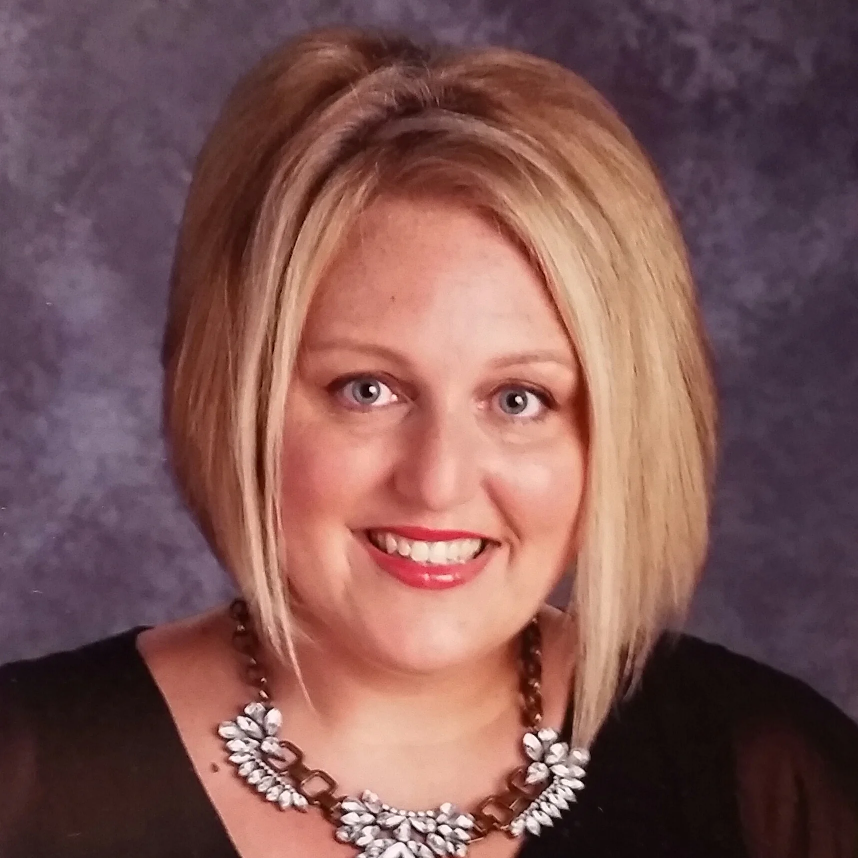 Suzie Martin 8th Grade English/Language Arts Teacher & Journalism Teacher