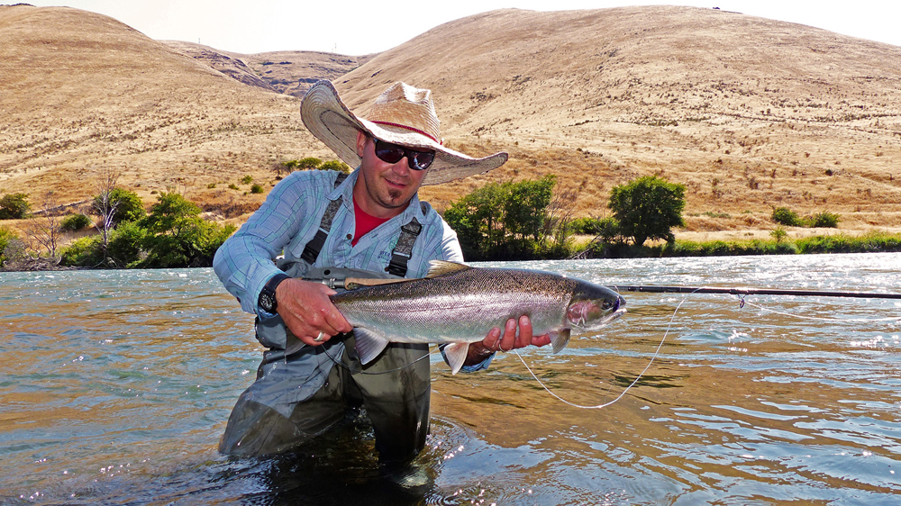 Deschutes River Hatch Chart