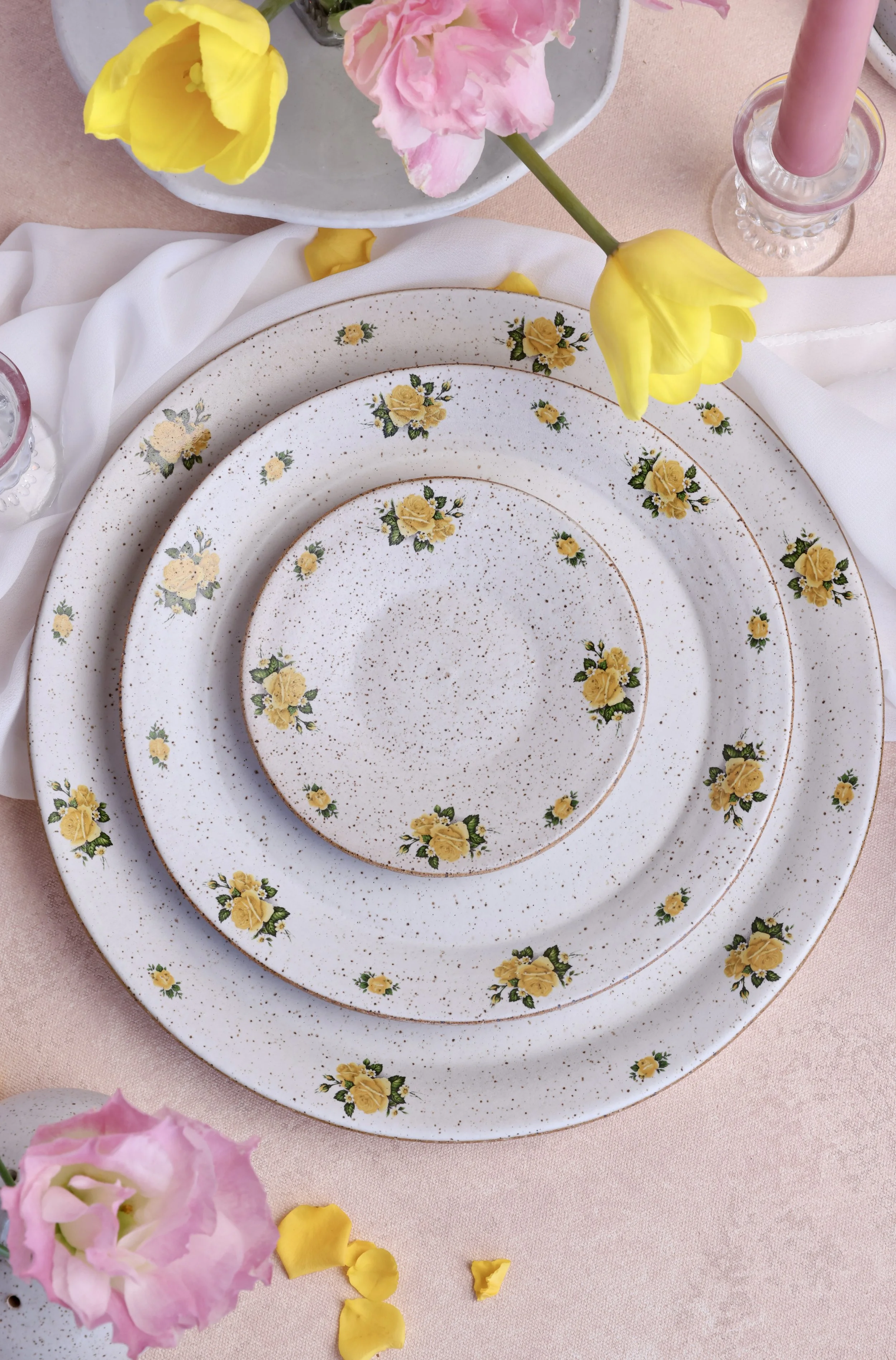 Yellow Rose Vintage Style Dinner Plates