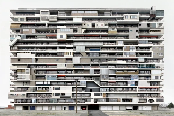 Filip Dujardin's fictional architecture