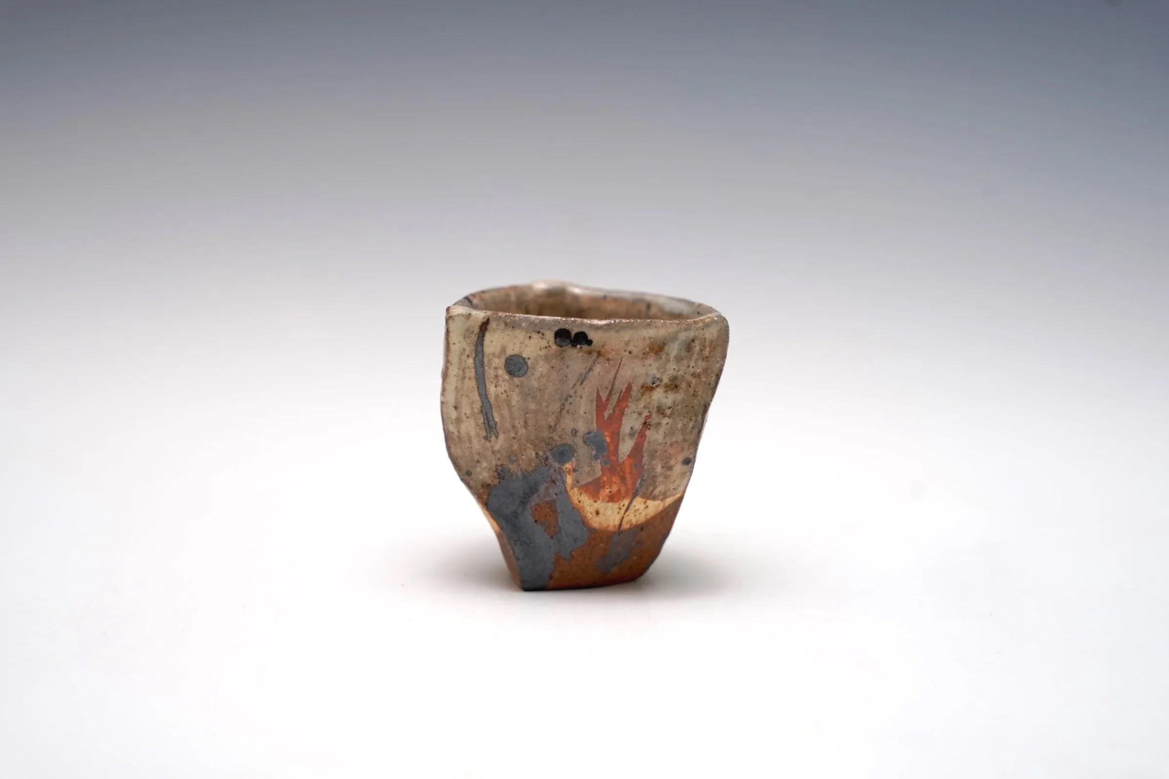 Small Triangle Cup TS02_021526