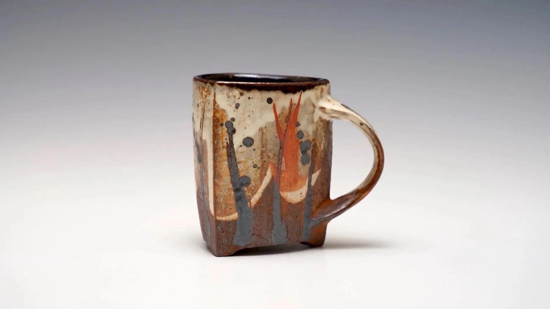 Triangle Mug TS03_060726
