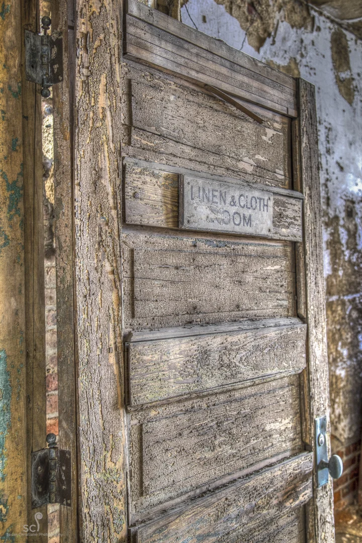 IMG_0593_4_5HDR.jpg