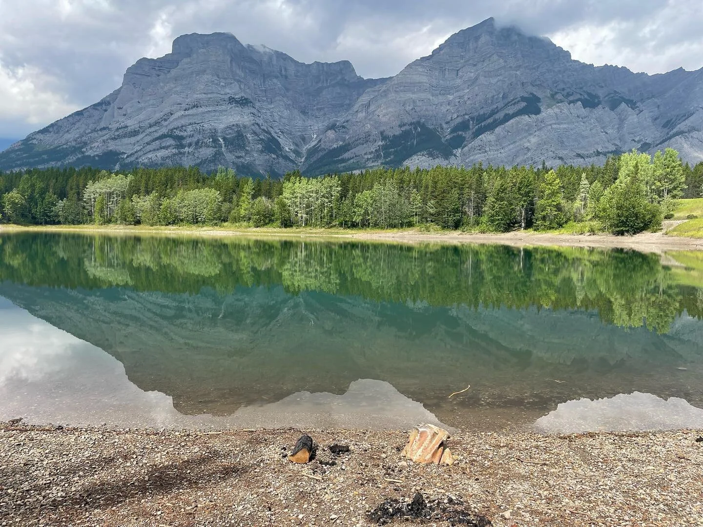 Disconnecting from electronics and taking in the quiet and beauty in Kananaskis. The water was so still and perfect.

#kananaskis #alberta #peaceful