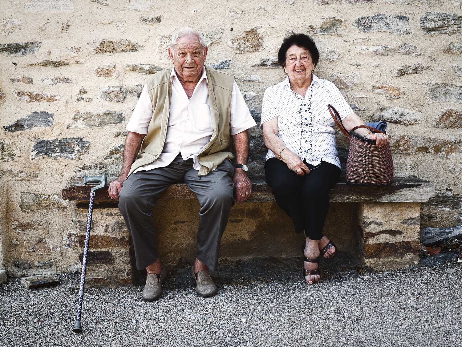 cute-old-couple-france.jpg