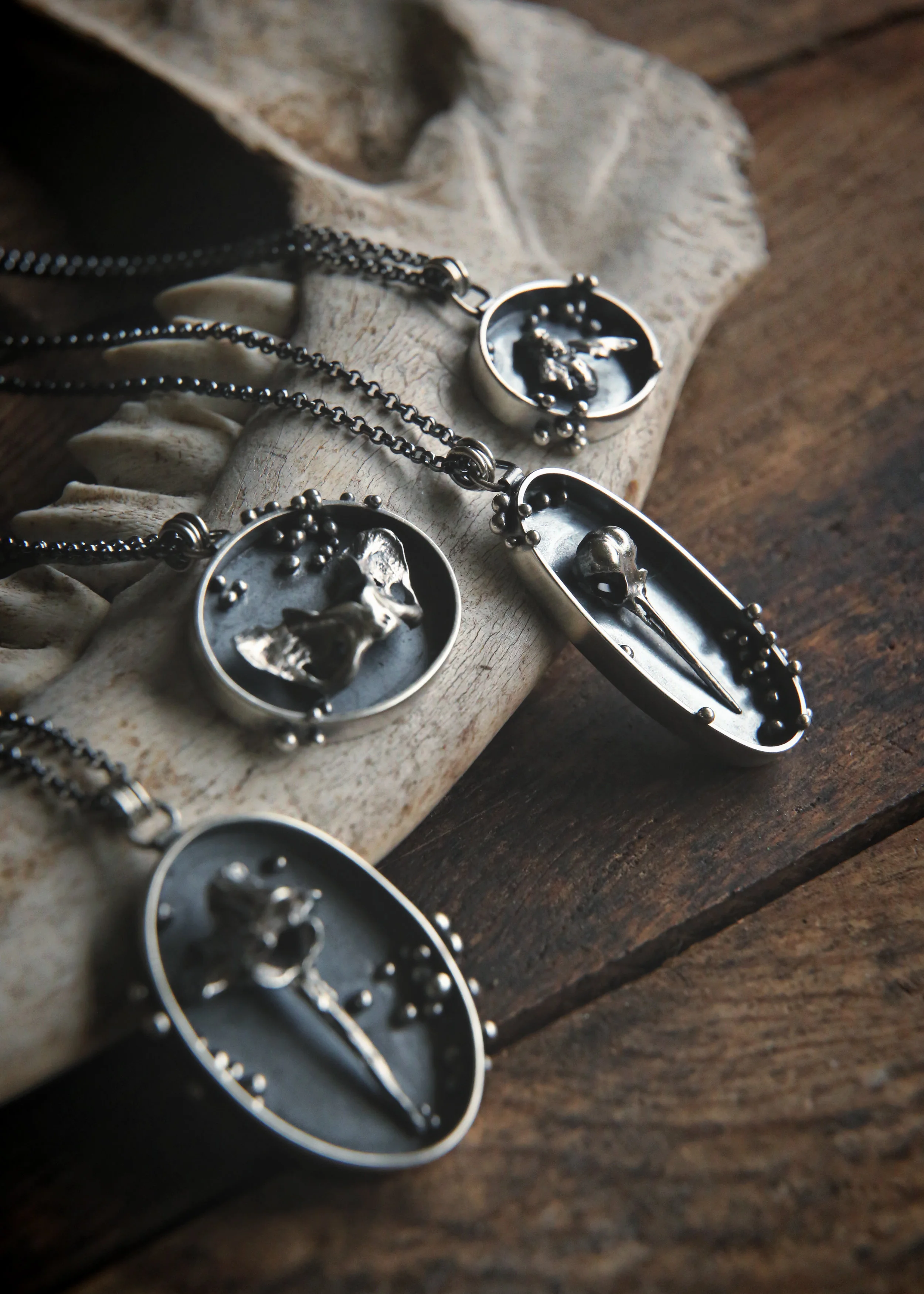 Framed Necklaces Set - 1-1.jpg