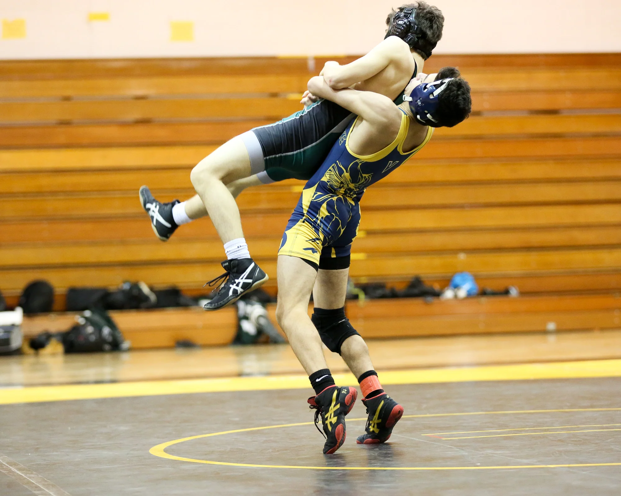 WLC_wrestling_district meet-6141.jpg