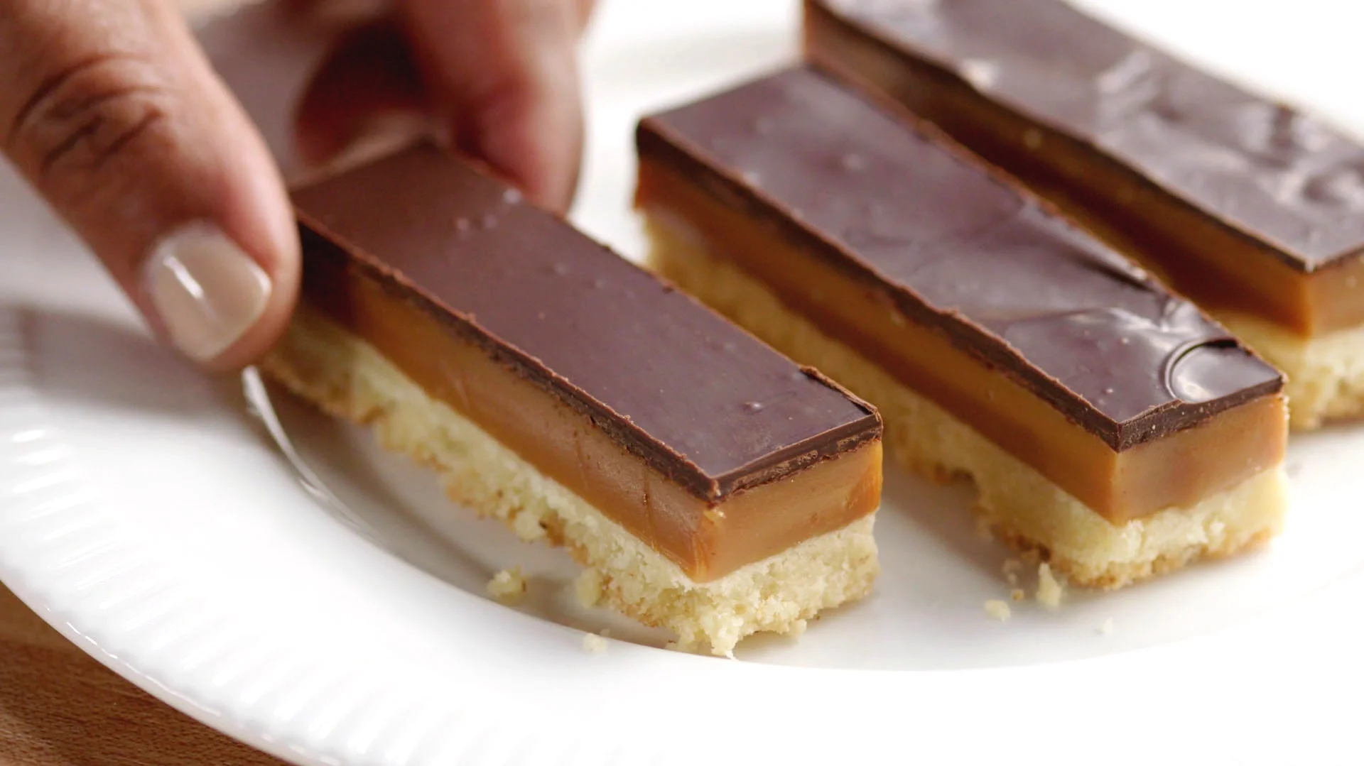 CSO_Selects_0000s_0004_CSO_1811_RT_MillionairesShortbread_16x9_25mbps.mp4.00_09_54_03.Still041.jpg