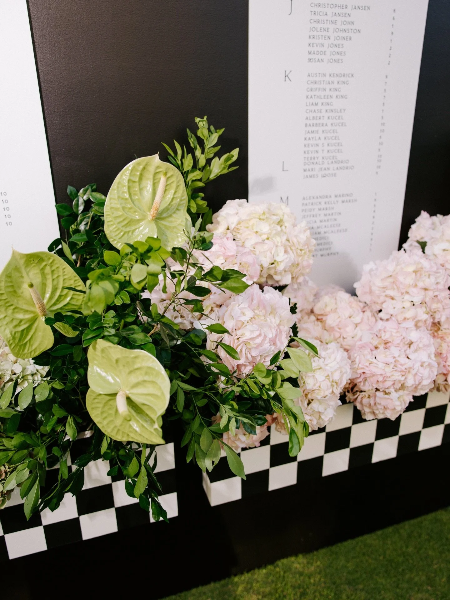 Reception details from day to night! Which is your fav&hellip;daylight, sunset or night? Love that we got to photograph it multiple times as the day went on. 

#2026bride #2027bride #floridaweddingphotographer #destinationweddingphotographer #recepti
