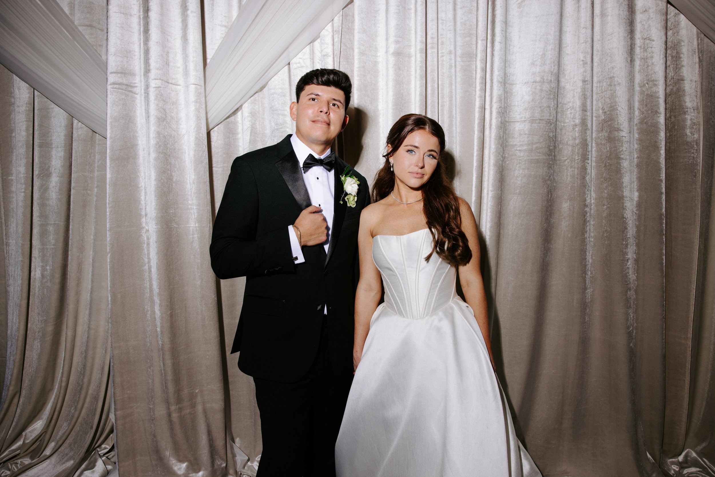 Kartsie Photography - Rocha - Wedding - 3904-2.jpg