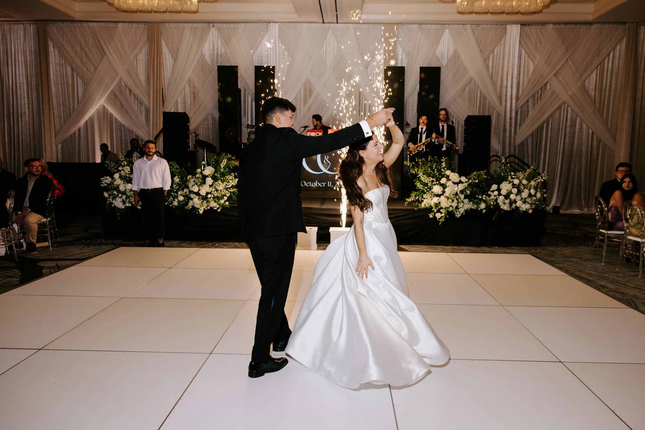 Kartsie Photography - Rocha - Wedding - 4252.jpg