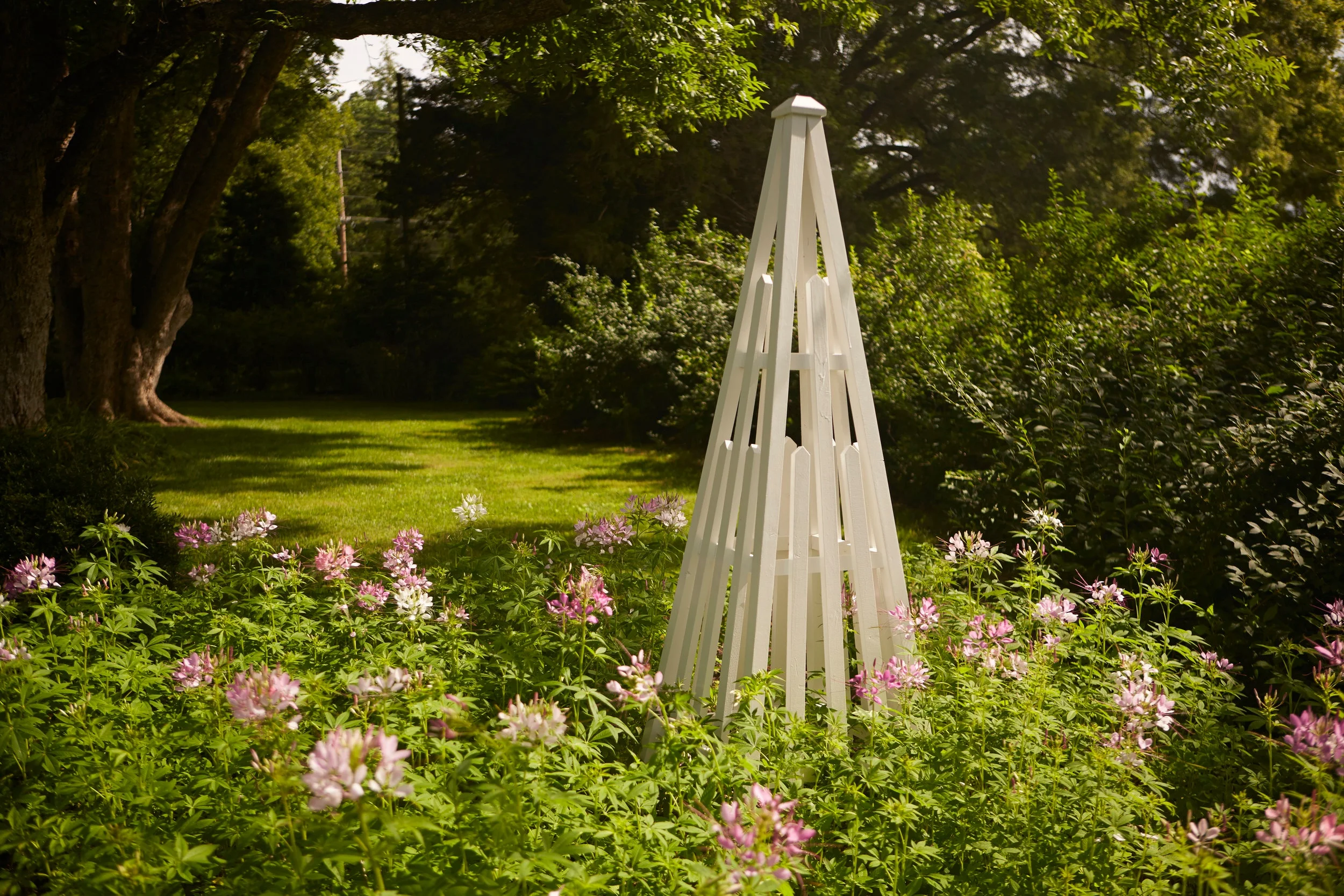Garden Features Eastover Collection
