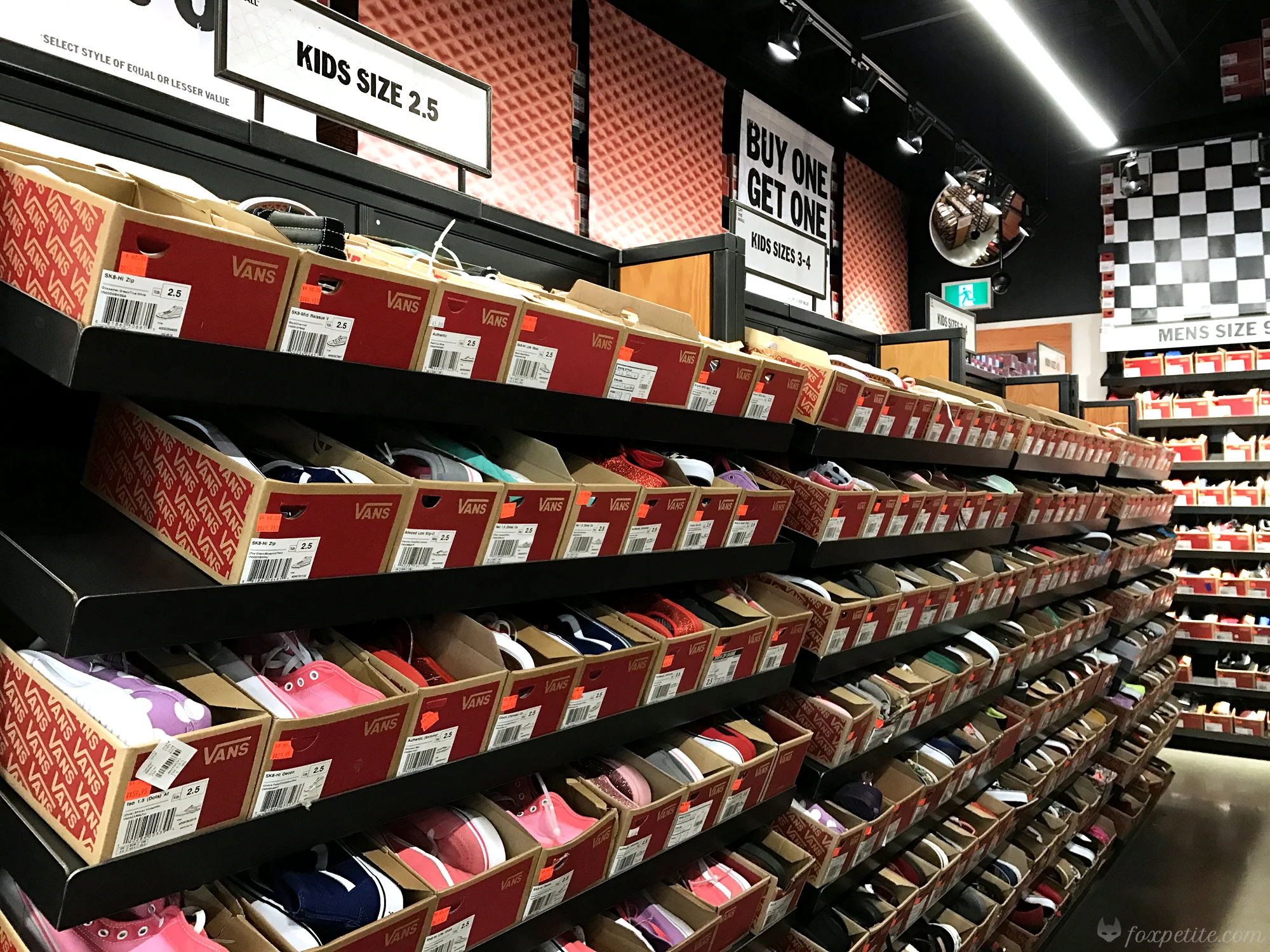 Fox Petite - Vans Shoes Kids Section