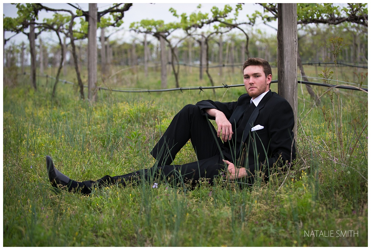Arkansas Vineyard Wedding Photos- Fine Art photography Vineyard Wedding Photos- Light & Airy Photographer