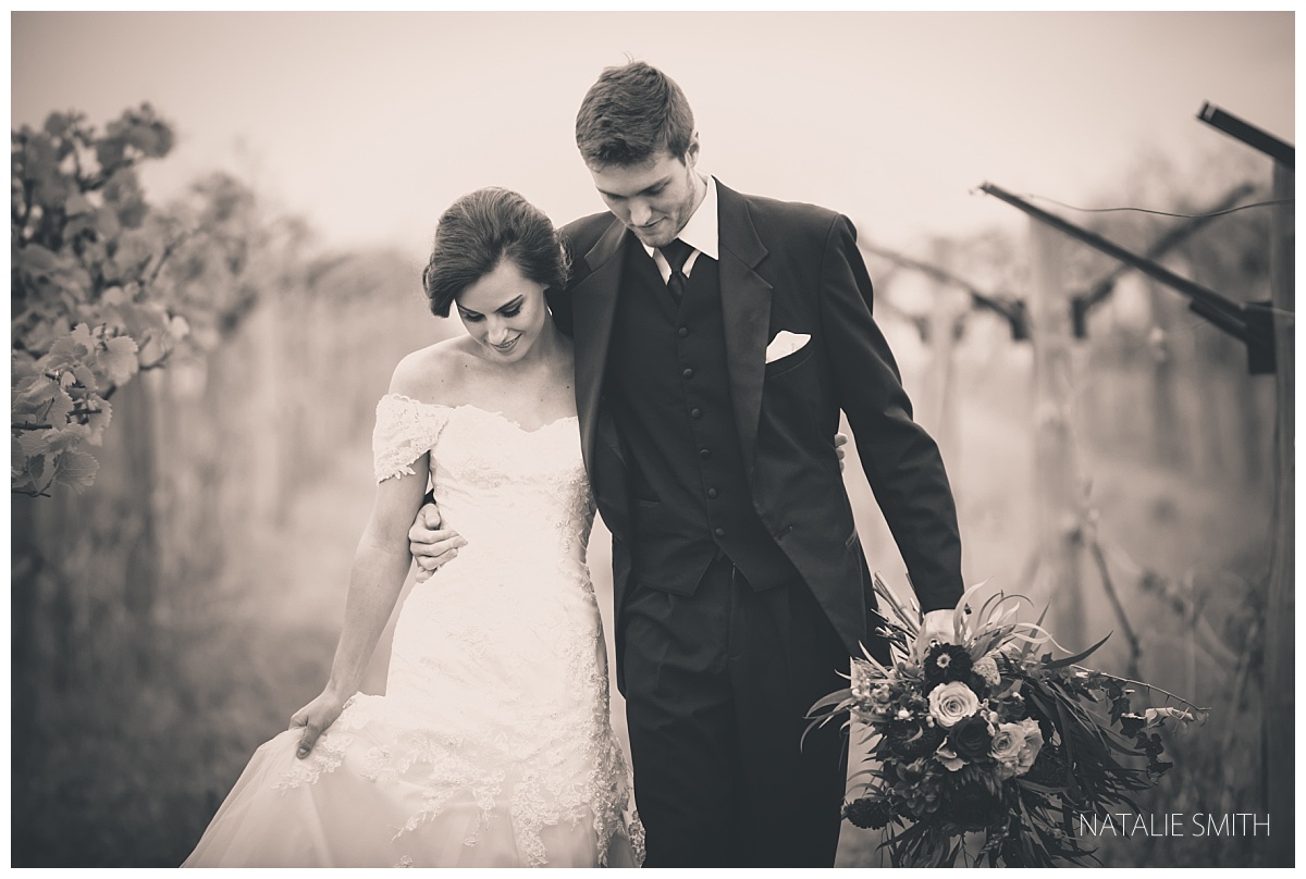 Arkansas Vineyard Wedding Photos- Fine Art photography Vineyard Wedding Photos- Light & Airy Photographer