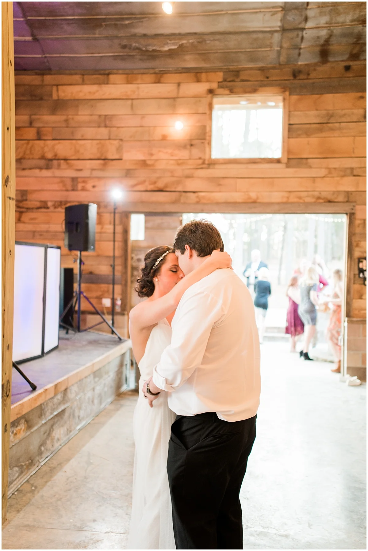 Central Arkansas Wedding Photographer- Light & Airy Wedding Photography