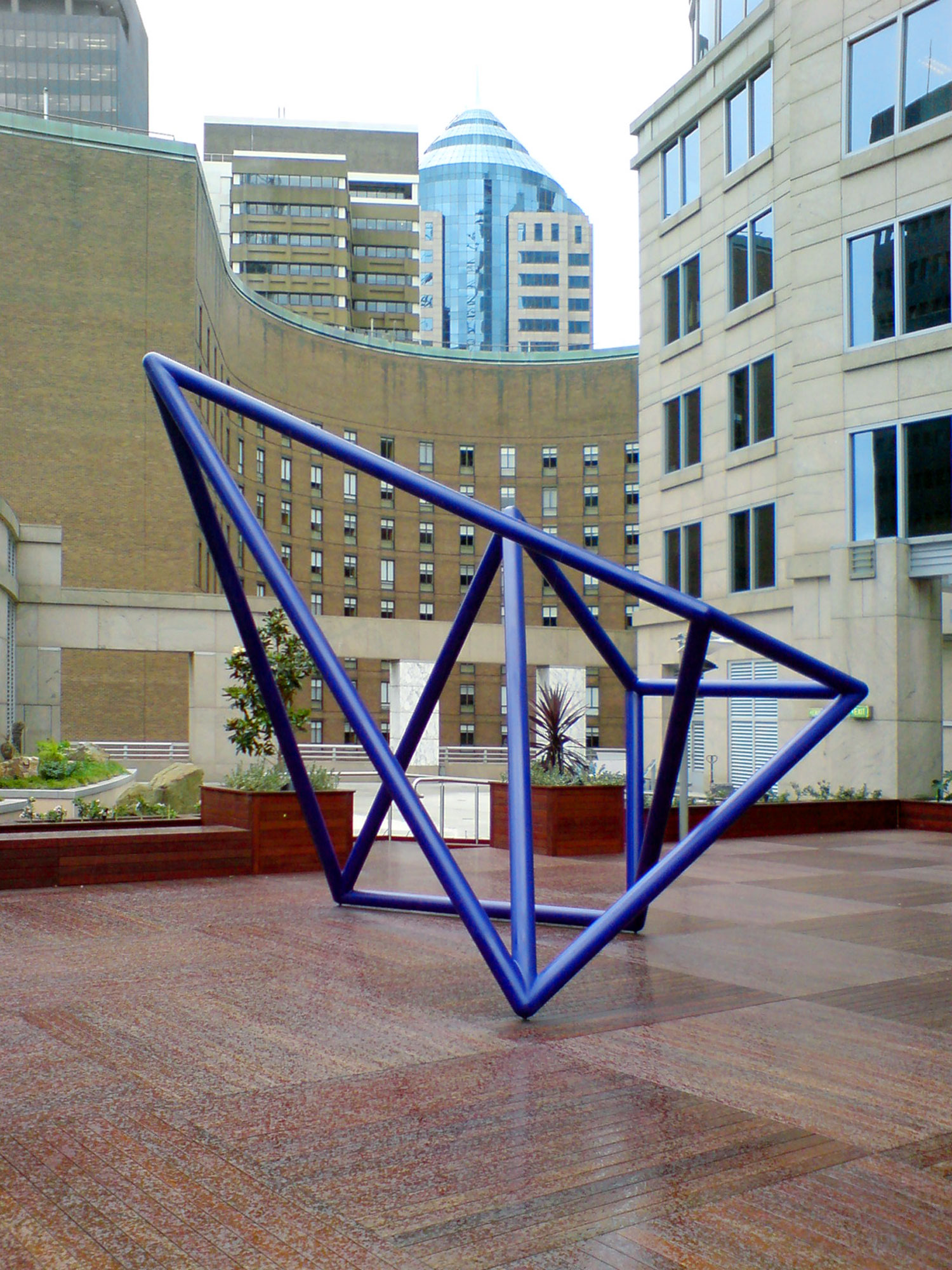   Vessel #2 (Blue),  2007 Painted steel, 376 x 462.5 x 419cm Private collection Photography: Hilary Jackman 