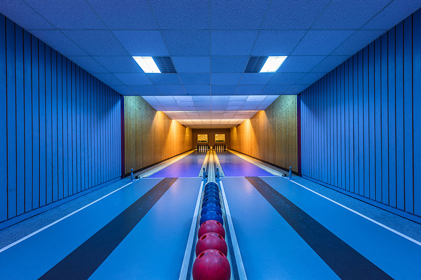 vintage-bowling-alleys-robert-gotzfried-3.jpg