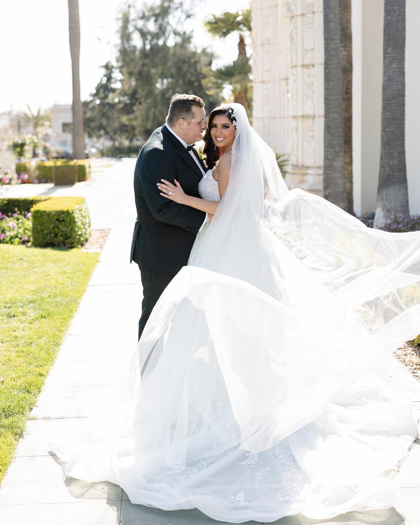 Pure Elegance ~ Congratulations to Brian &amp; Vaness on their wedding day last weekend. Thank you for having us 🤍wishing you a lifetime of love and happiness. #roodizuhairfilms #weddingday #bridestyle #bridalinspo #weddinginspiration #sandiegoweddi