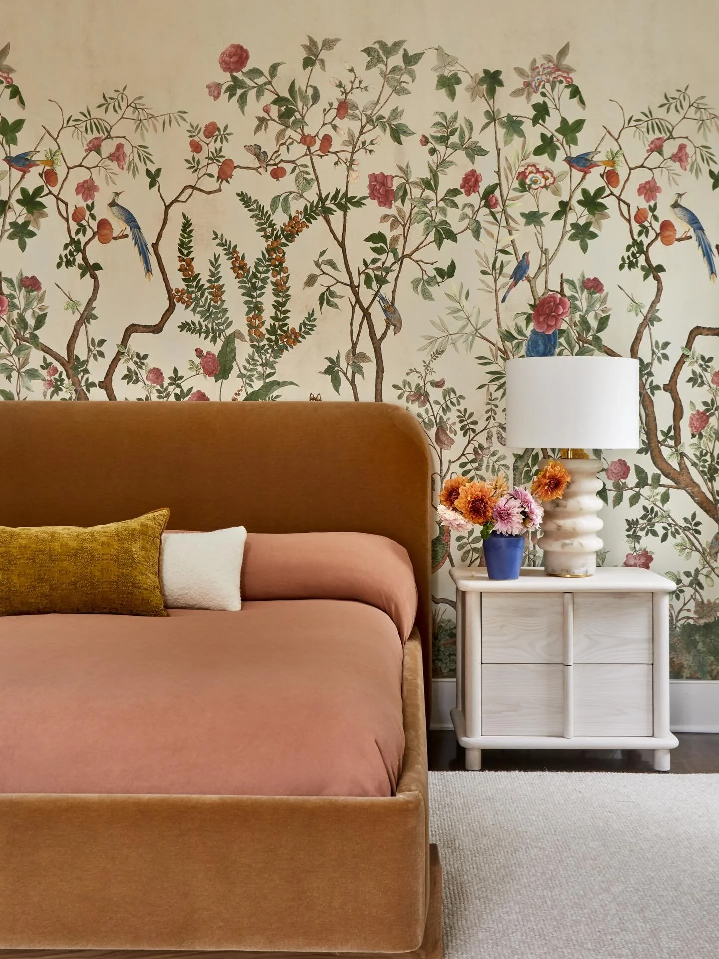 Because it&rsquo;s Spring and nothing feels more perfect than this chic floral master suite designed by @claudiaallegrainteriors. Features in @hamptonsmag Photographed by @rikkisnyder Styled by me