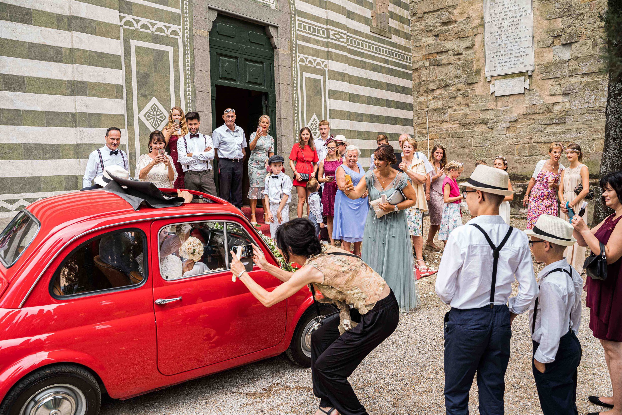 wedding_photographer_videomaker_tuscany_italy_mattiaorruwedding_homegalleryeng_001_017.jpg