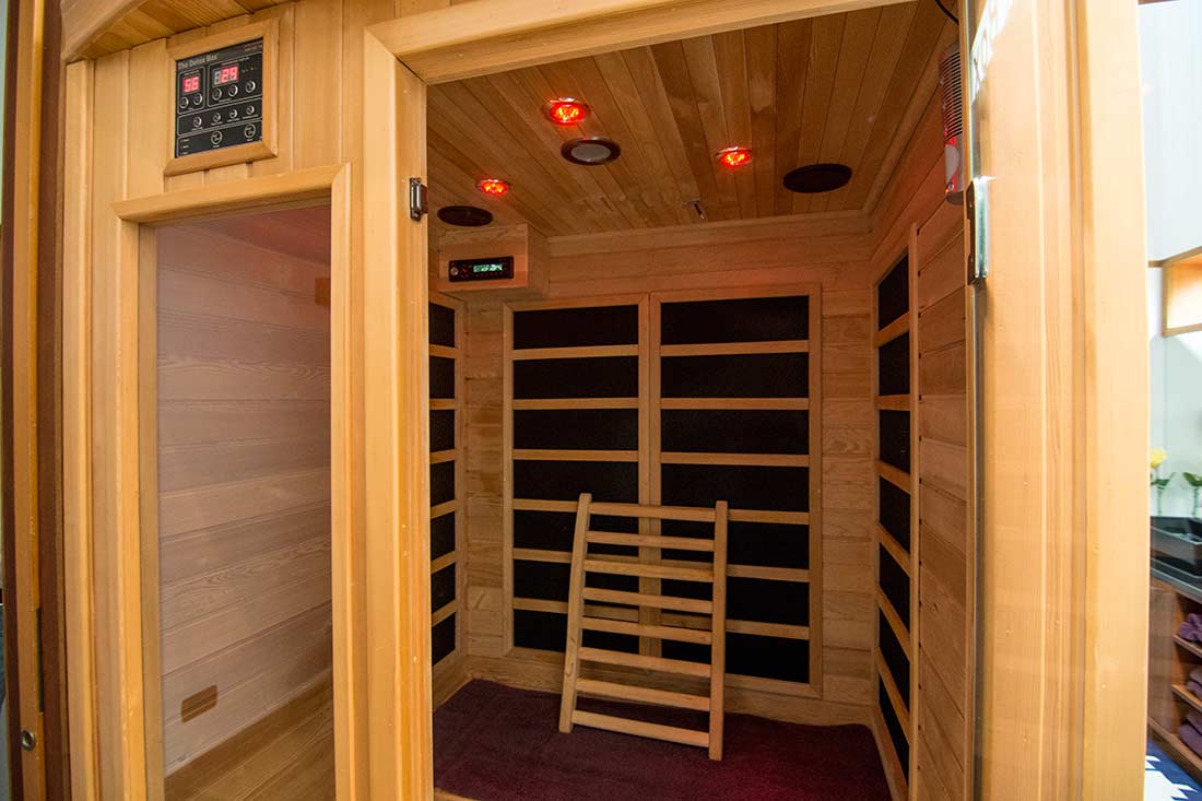 FAR-Infrared Sauna And Steam Room.