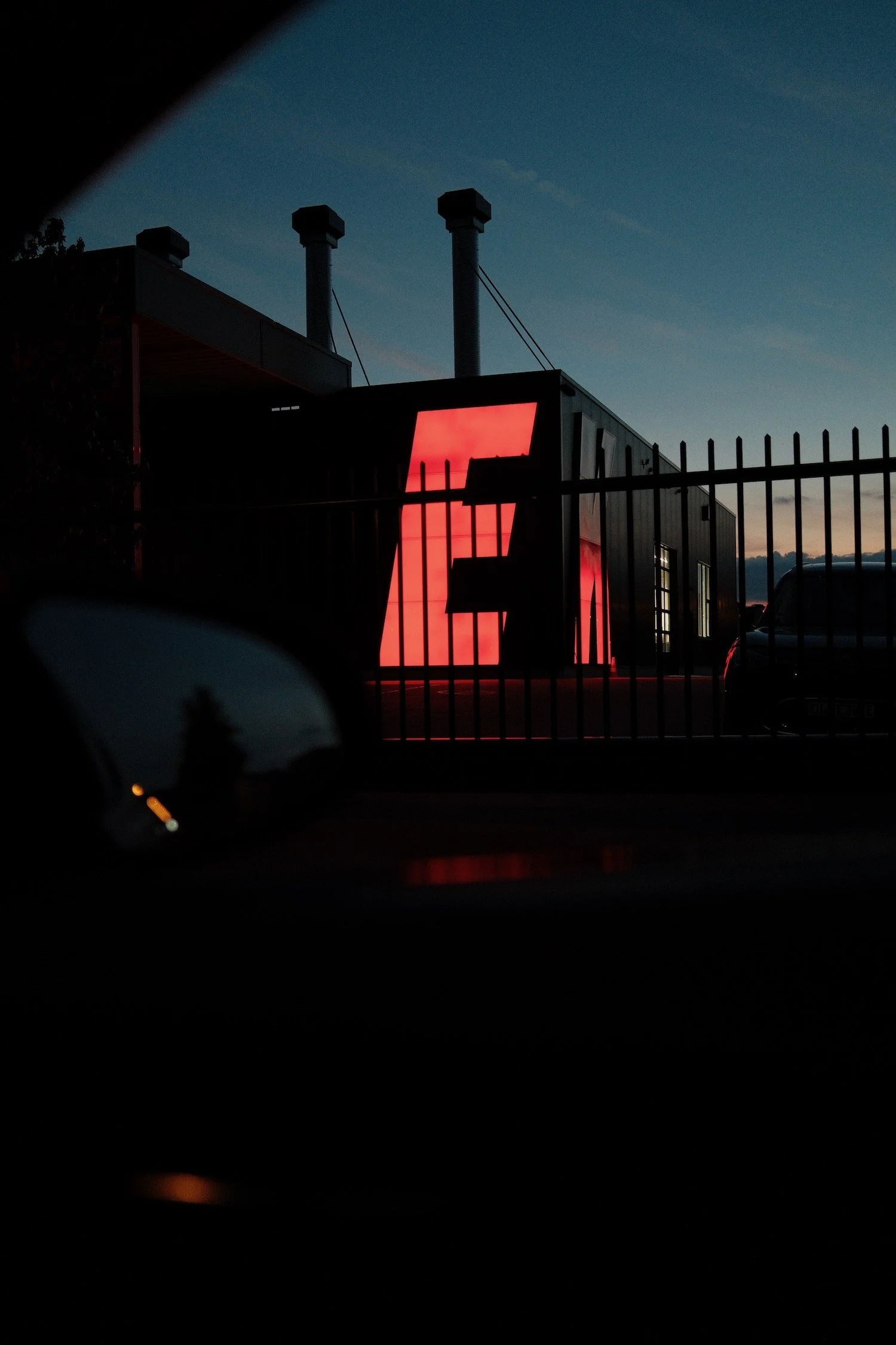 Atmosphärisches Firmenlogo