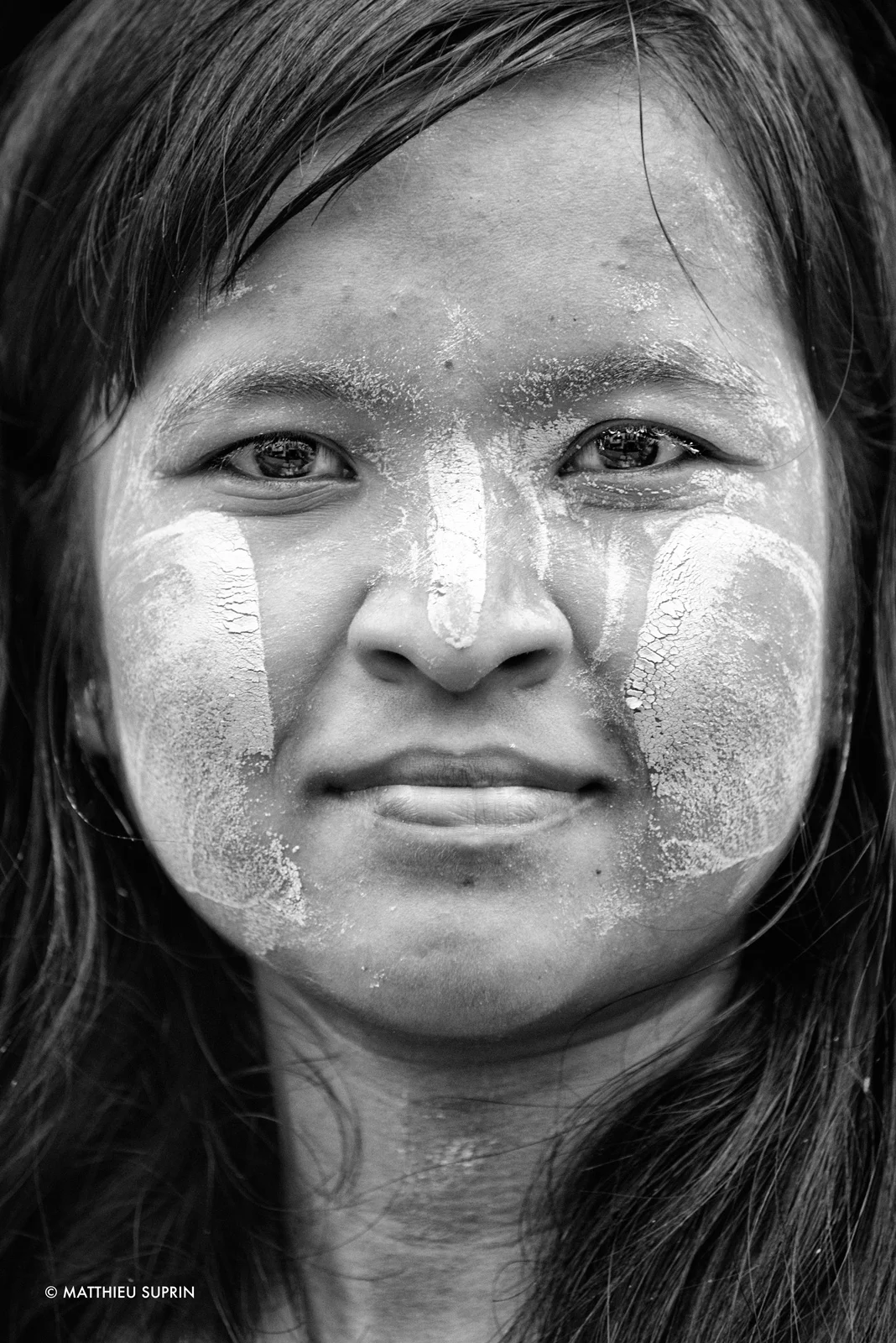 matthieu_suprin_le_thanaka_portrait_asie_birmanie_nb_web.jpg