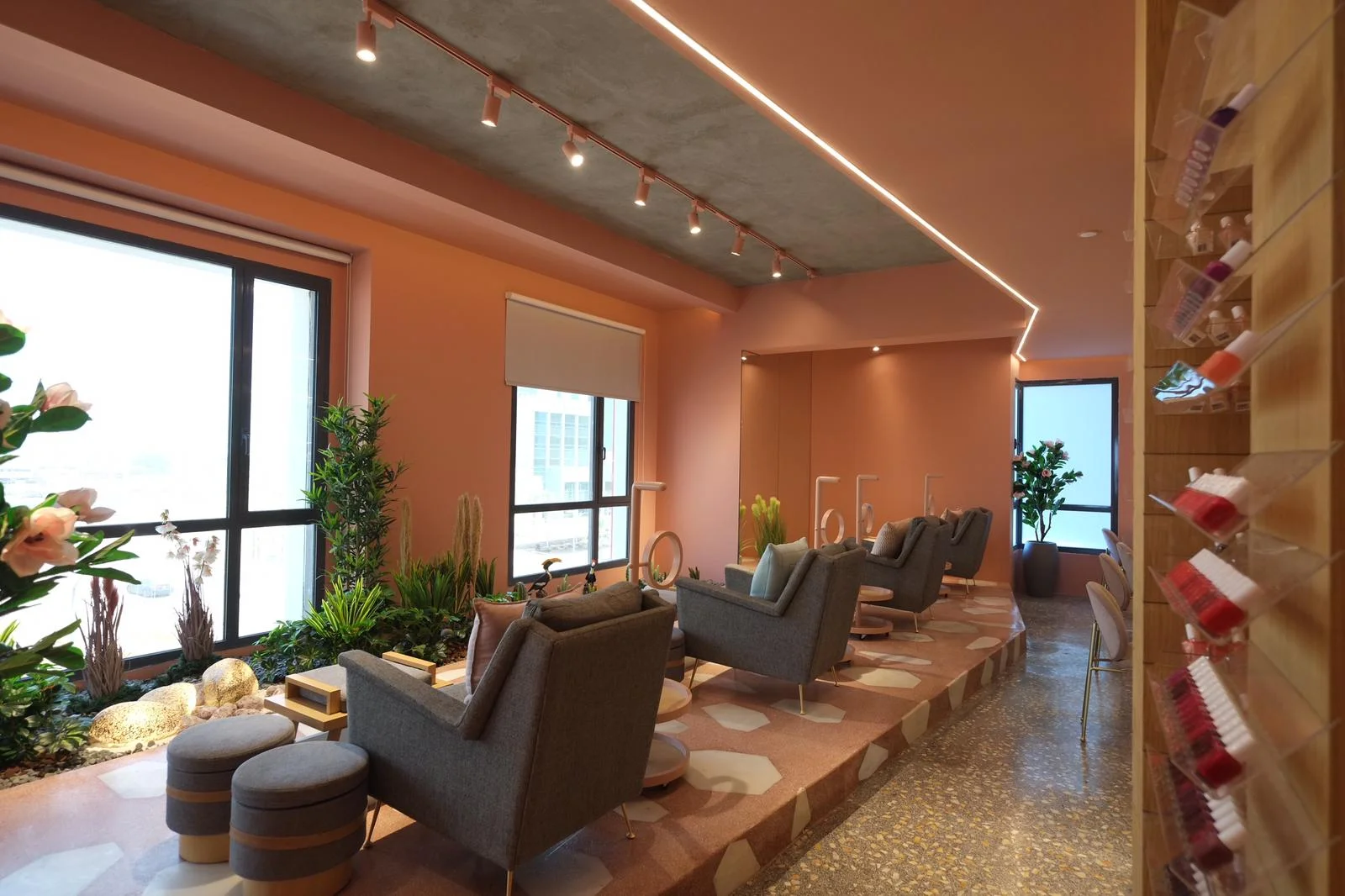 PHOTO-2019-05-21-16-02-20 2.jpg